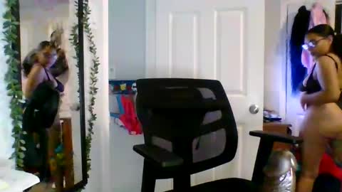 prissyymissyy online show from 10/24/25, 09:22