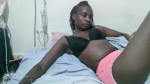 pritty_amber online show from 03/11/26, 07:25