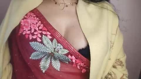 priyu_ online show from 01/12/26, 03:12