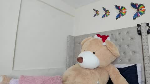 Profana Red online show from 12/28/24, 01:29