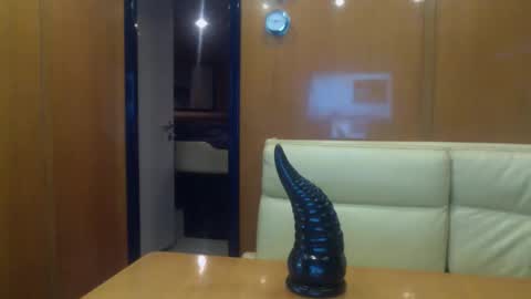 LG online show from 04/18/26, 04:16