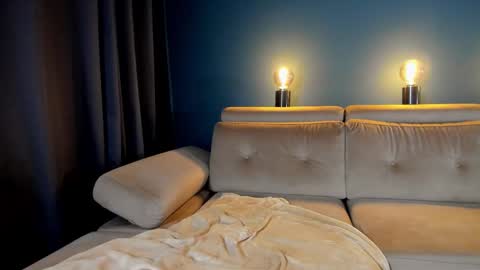 Raven  but you can call me sweetie or honey too  online show from 03/26/26, 06:24