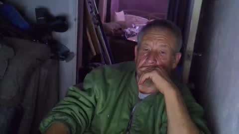 projectorepson online show from 10/08/25, 07:00