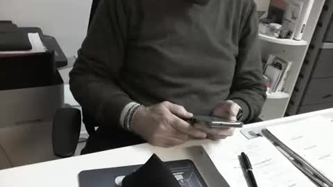 mature hairy guy online show from 12/05/25, 05:31