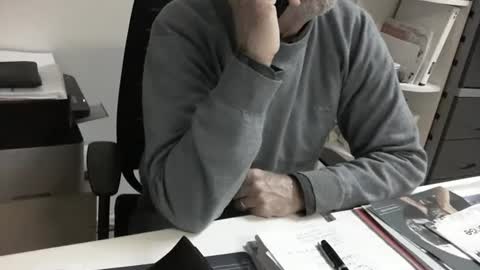 mature hairy guy online show from 04/08/26, 04:18