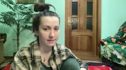 proud sweet 21 online show from 05/15/26, 11:01