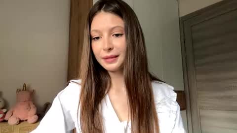 Snapshot of providenciadequinzio chatting on 07/11/26, 01:03 I am Lola ntmu online show from 07/11/26, 01:03