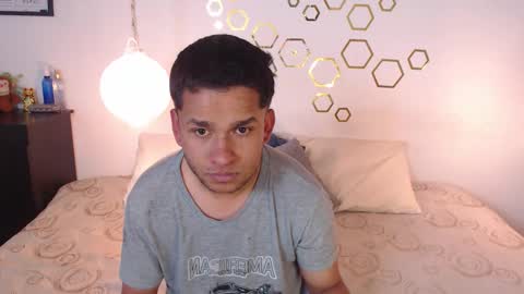 Adris  Juan online show from 09/29/25, 02:06