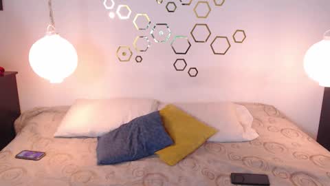 Adris  Juan online show from 10/06/25, 01:58