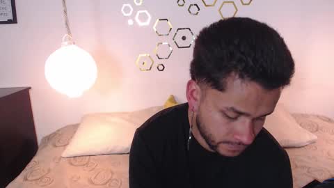 Adris  Juan online show from 10/19/25, 01:50