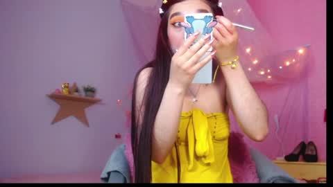 Adris  Juan online show from 05/26/26, 01:56