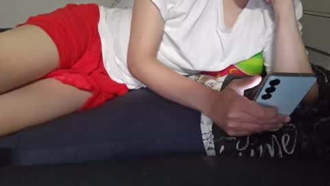 Snapshot of prozac697949 chatting on 10/22/25, 01:28 Prozacplz online show from 10/22/25, 01:28