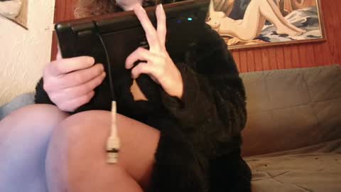 prxscillia_tx online show from 12/08/24, 03:56