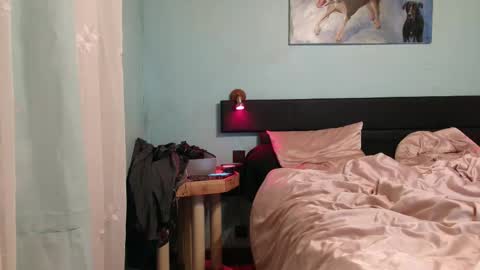 prxscillia_tx online show from 02/02/26, 06:17