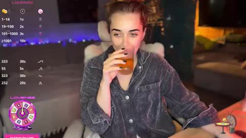 Queen of Pain online show from 09/18/25, 08:44