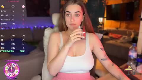 Queen of Pain online show from 10/05/25, 05:17