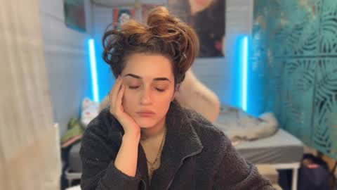 Queen of Pain online show from 03/06/26, 06:32