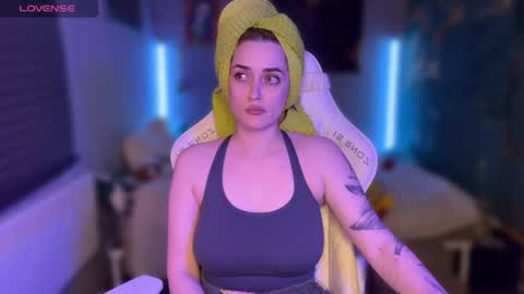 Queen of Pain online show from 04/14/26, 12:00