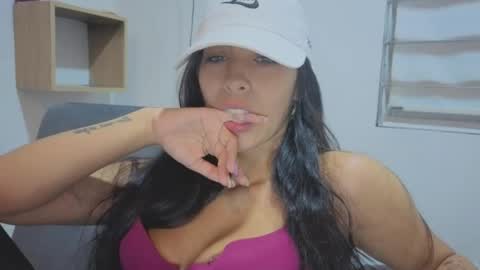 Katerine online show from 06/07/26, 03:43