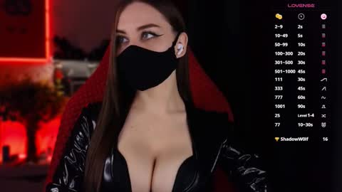 Snapshot of psy_vibe chatting on 11/17/25, 11:43 Elena online show from 11/17/25, 11:43