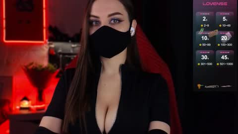 Snapshot of psy_vibe chatting on 11/26/25, 12:44 Elena online show from 11/26/25, 12:44