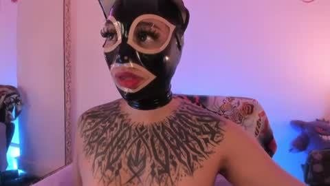 Snapshot of psychodoll_11 chatting on 06/14/26, 04:20 psycodoll online show from 06/14/26, 04:20