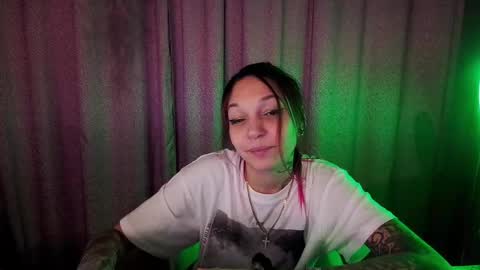 Snapshot of psyheya chatting on 12/23/24, 07:52 LUCY ----- online show from 12/23/24, 07:52