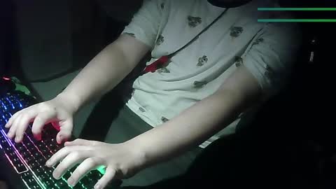 Snapshot of pt35l chatting on 02/13/25, 04:32 your mysterious man online show from 02/13/25, 04:32