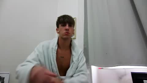 Snapshot of pttvnvkk chatting on 02/07/25, 10:08 pttvnvkk online show from 02/07/25, 10:08