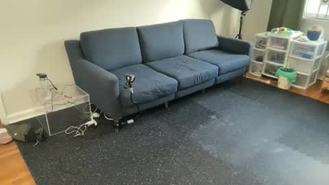 publicuniversalpussy online show from 01/11/26, 06:24