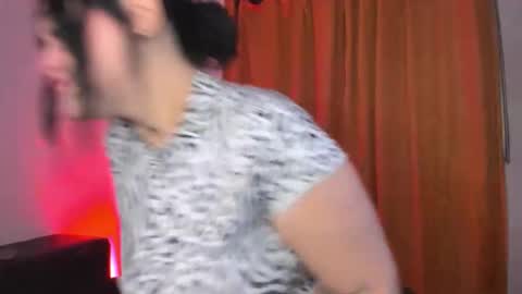 Snapshot of puca_and_garu chatting on 02/18/26, 04:19 puca_and_garu online show from 02/18/26, 04:19