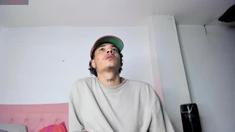 puca_and_garu online show from 05/09/26, 11:54