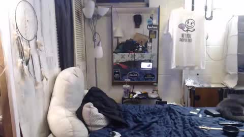 Snapshot of puff0169 chatting on 03/22/26, 06:50 puff0169 online show from 03/22/26, 06:50