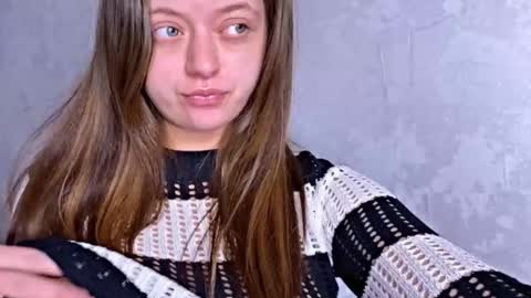 Nayaa Nay 3 online show from 12/21/24, 07:03