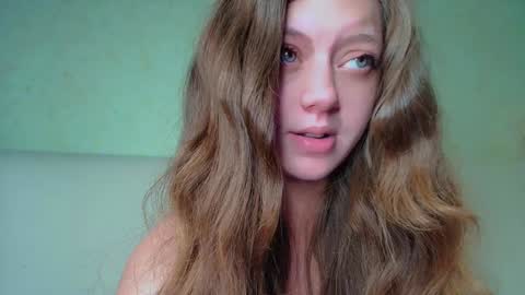 Nayaa Nay 3 online show from 01/17/25, 02:39