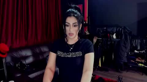 MissPuffyLove online show from 02/06/25, 08:45