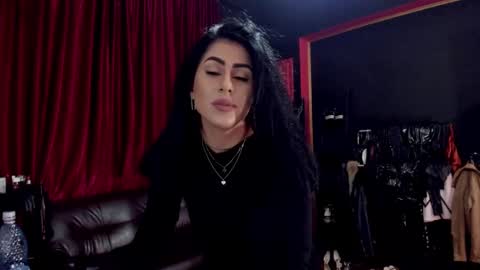 MissPuffyLove online show from 09/19/25, 08:20