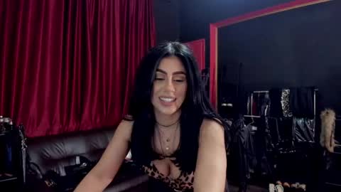 MissPuffyLove online show from 04/08/26, 10:54