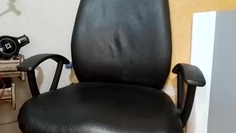 puky_mza online show from 11/20/25, 04:18