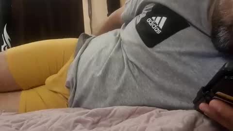 Snapshot of pulpdiction2 chatting on 12/02/25, 04:35 Pulp online show from 12/02/25, 04:35