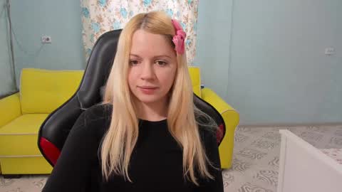 Victoria online show from 03/02/25, 03:56