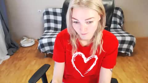 Polly online show from 01/07/25, 07:42