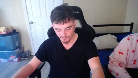 Snapshot of pumpkin_smash69 chatting on 11/15/25, 04:47 pumpkin_smash69 online show from 11/15/25, 04:47