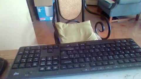 Snapshot of pup_y chatting on 09/10/25, 09:20 pup_y online show from 09/10/25, 09:20