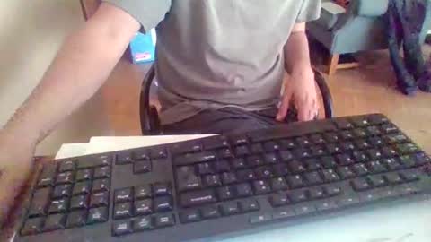 Snapshot of pup_y chatting on 09/15/25, 09:20 pup_y online show from 09/15/25, 09:20