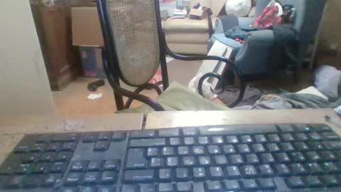 Snapshot of pup_y chatting on 10/09/25, 10:08 pup_y online show from 10/09/25, 10:08