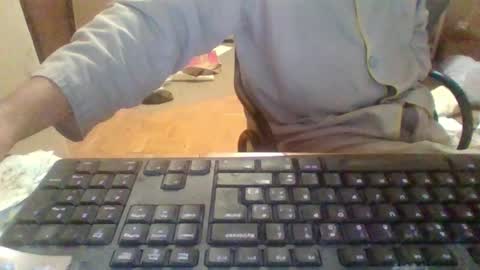 Snapshot of pup_y chatting on 10/26/25, 06:30 pup_y online show from 10/26/25, 06:30