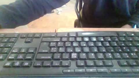 Snapshot of pup_y chatting on 11/03/25, 07:42 pup_y online show from 11/03/25, 07:42