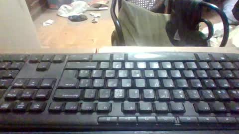 Snapshot of pup_y chatting on 11/05/25, 02:00 pup_y online show from 11/05/25, 02:00