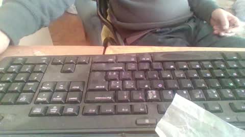 Snapshot of pup_y chatting on 11/12/25, 09:32 pup_y online show from 11/12/25, 09:32